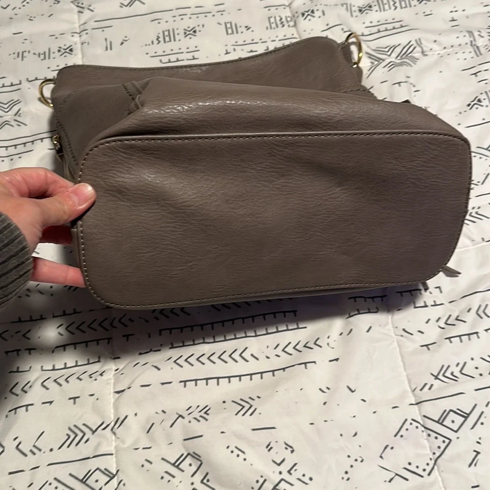 Purse - Picture 5 of 9